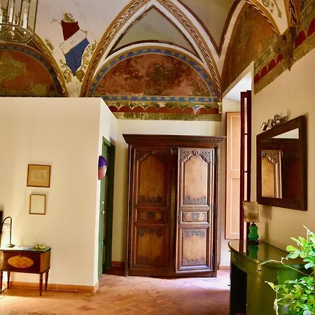 Apartment Cozy In A Private Museum In Oltrarno
