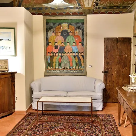 Cozy In A Private Museum In Oltrarno *