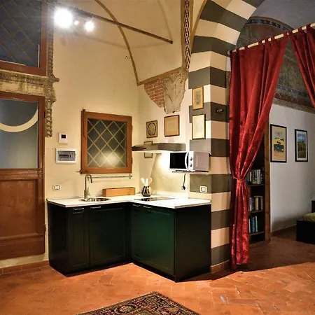 Cozy In A Private Museum In Oltrarno Florence