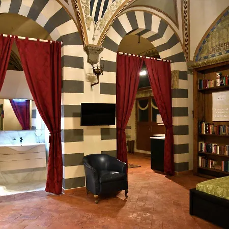 Cozy In A Private Museum In Oltrarno Apartment *