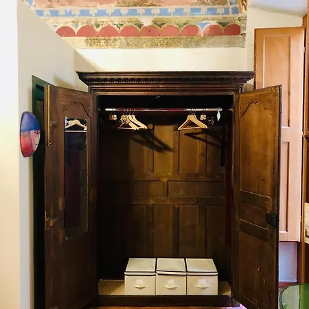 Apartment Cozy In A Private Museum In Oltrarno