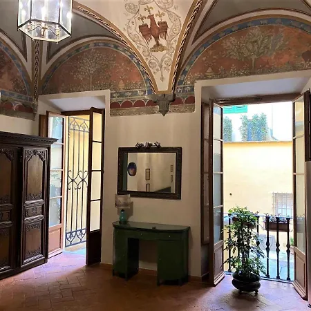 Cozy In A Private Museum In Oltrarno